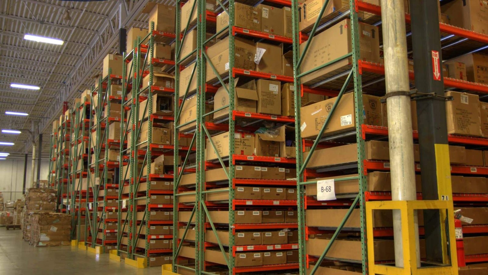 How Can a Bolt Free Shelving System Transform Your Storage Space?