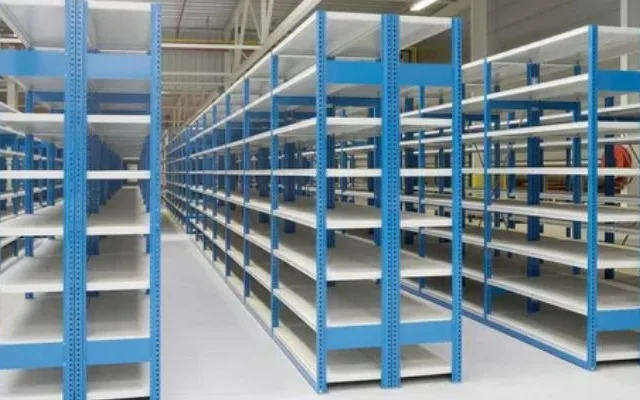 Ultimate Guide for Choosing the Right Warehouse Shelving System