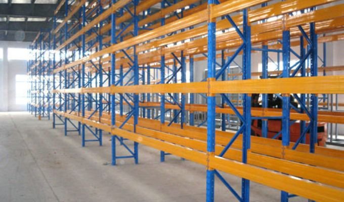 Compatibility with Material Handling Equipment