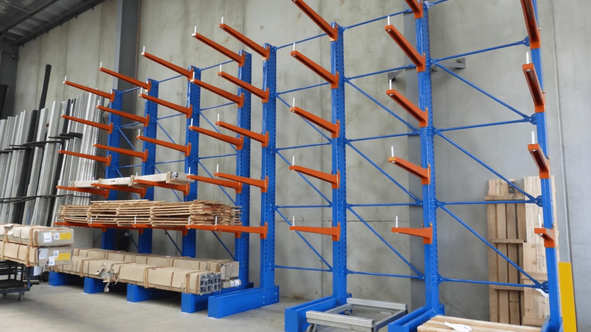 Bolt Free Shelving System